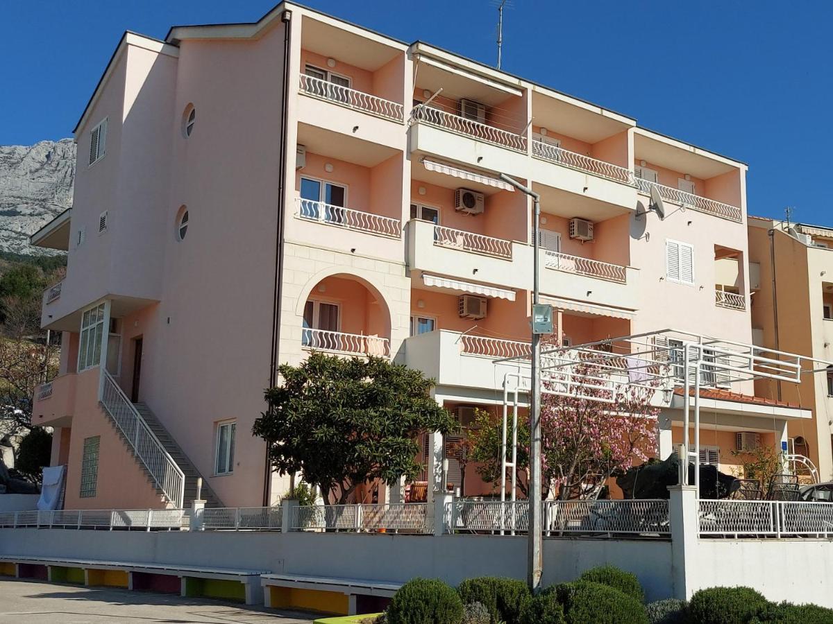 Villa Rossa Tučepi Buitenkant foto