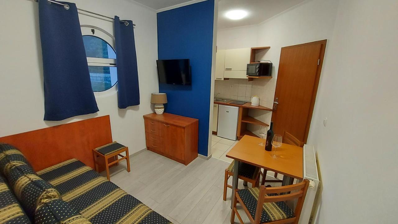 Villa Rossa Tučepi Buitenkant foto
